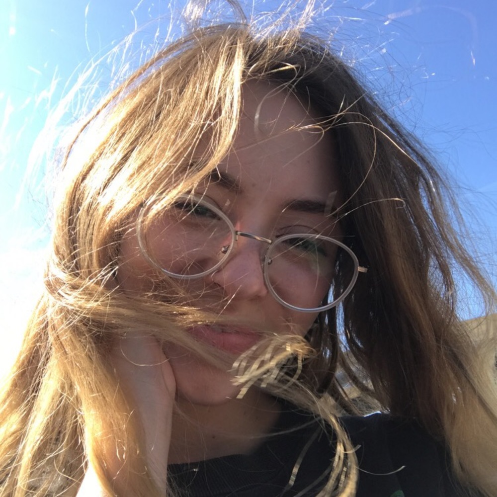 Meet your Posher, Jasmine